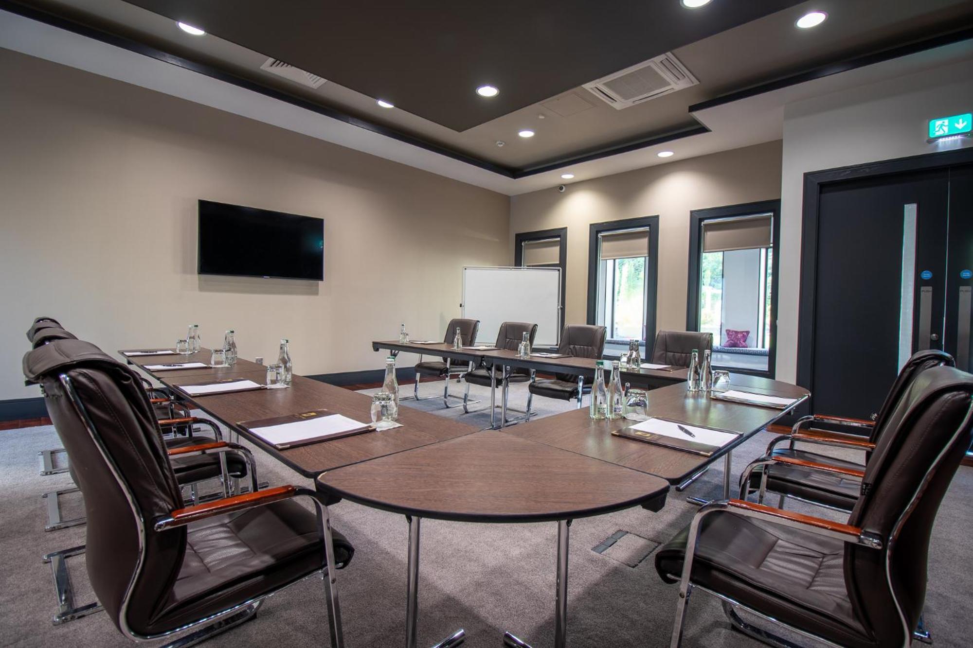 Fota Island Hotel And Spa Εξωτερικό φωτογραφία Meeting room
