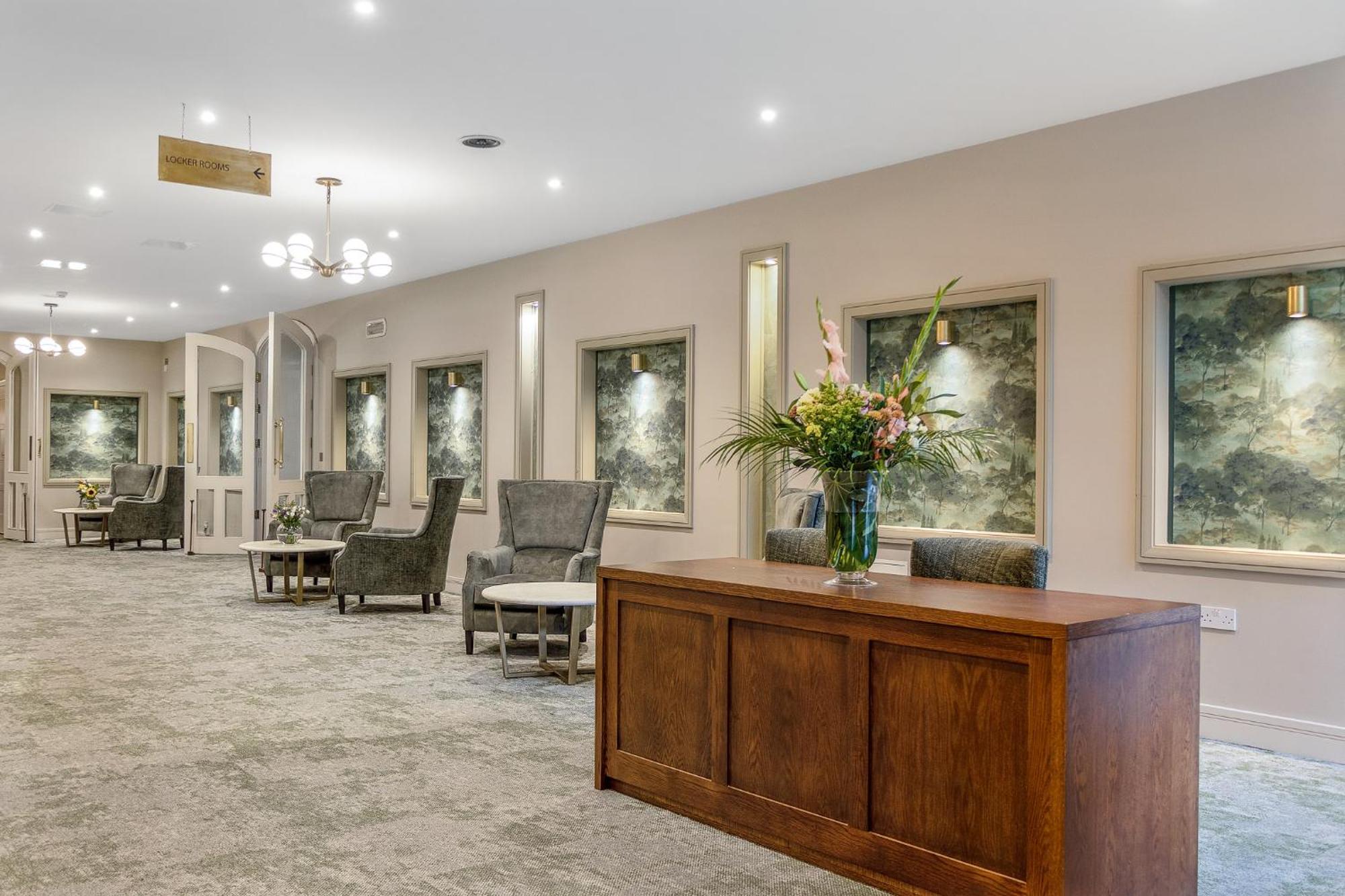 Fota Island Hotel And Spa Εξωτερικό φωτογραφία The interior of the new building