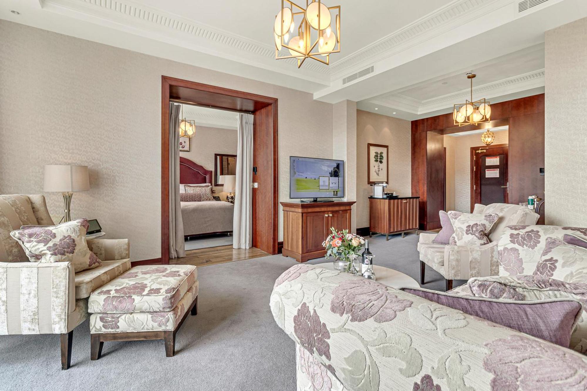 Fota Island Hotel And Spa Εξωτερικό φωτογραφία Suite at the InterContinental