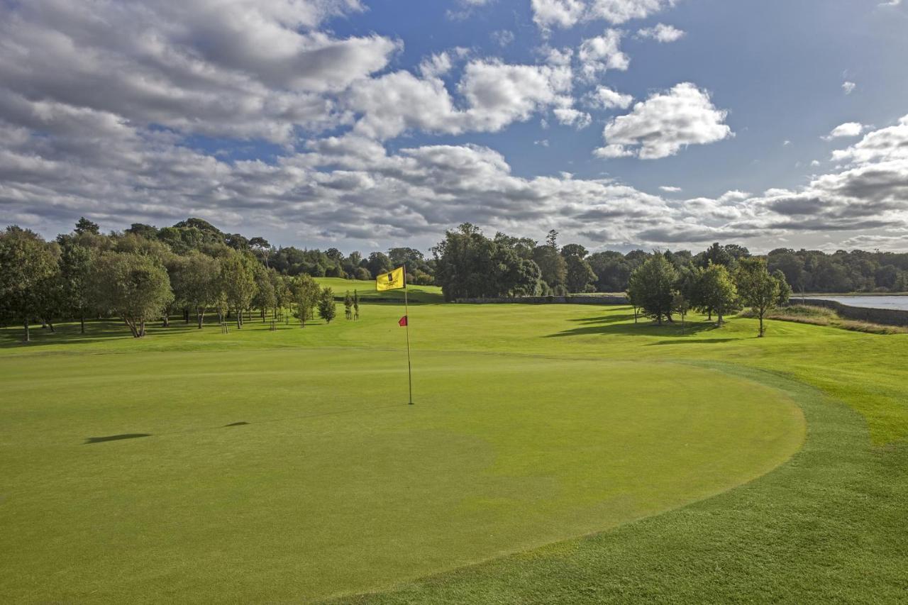 Fota Island Hotel And Spa Εξωτερικό φωτογραφία The 18th green